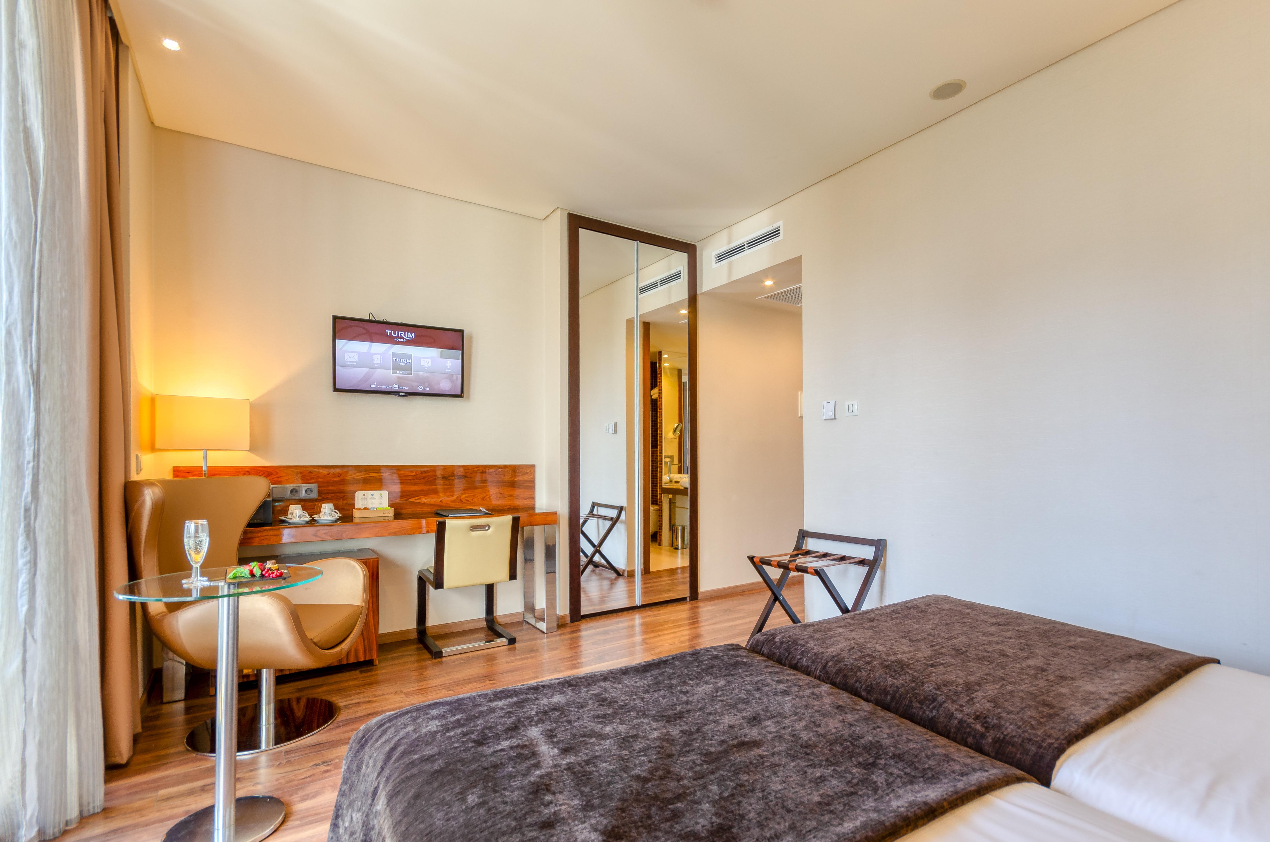 Turim Av. Liberdade Hotel Lisbon Bagian luar foto