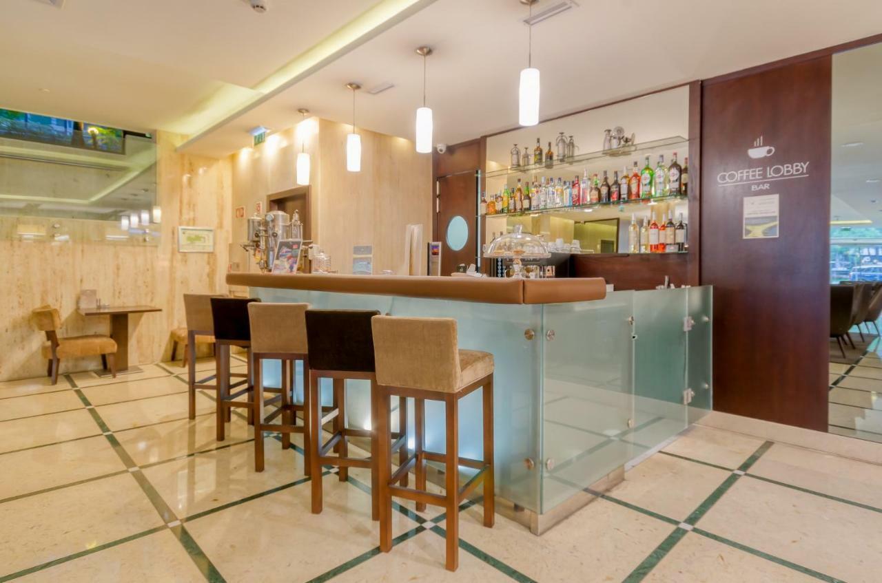 Turim Av. Liberdade Hotel Lisbon Bagian luar foto